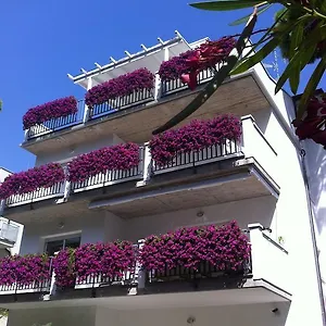 Ola , Milano Marittima Italia